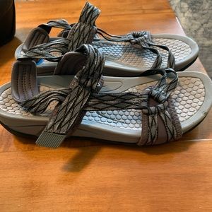 Rubber casual sandals